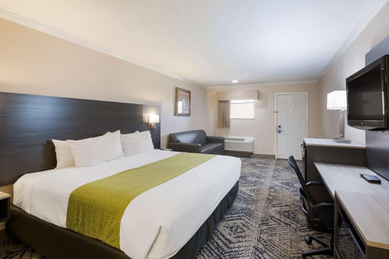 Surestay Hotel By Best Western Rockdale Extérieur photo